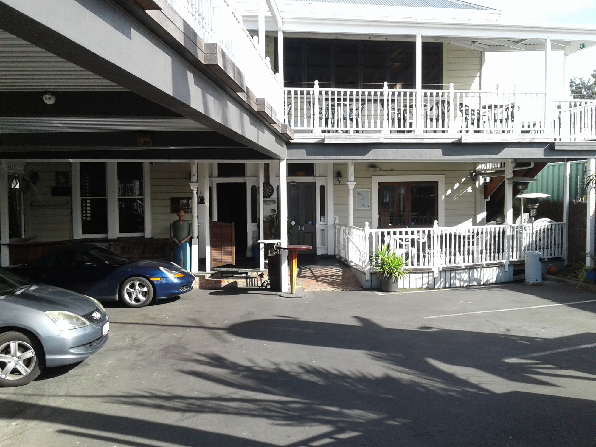 Shooters Saloon Hotel & Cabins Auckland Bagian luar foto