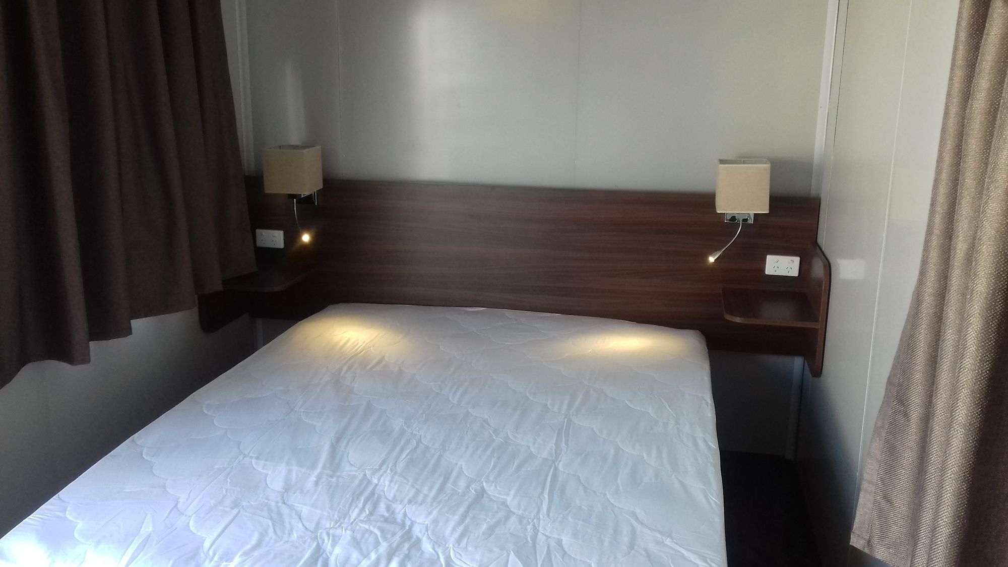 Shooters Saloon Hotel & Cabins Auckland Bagian luar foto